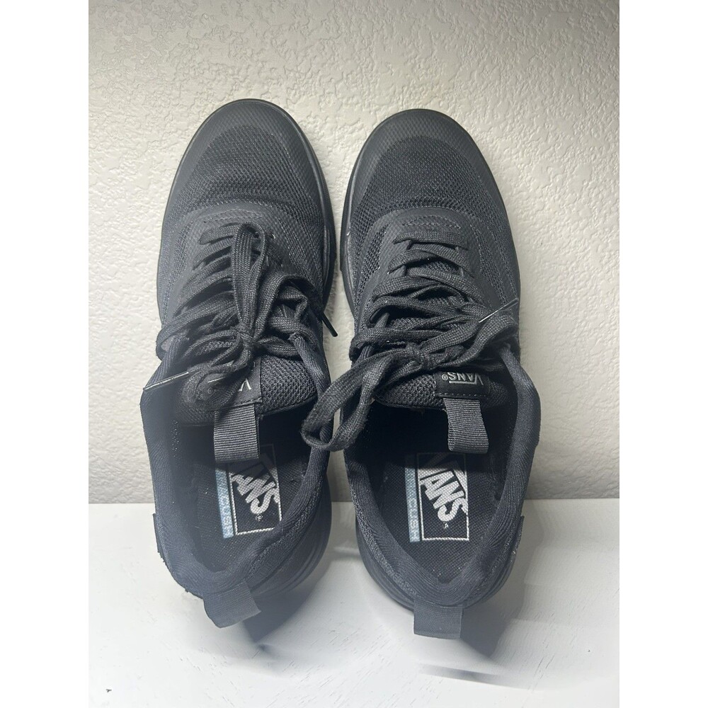 Vans UltraRange Black Sneakers Men’s Size 9.5 women 11